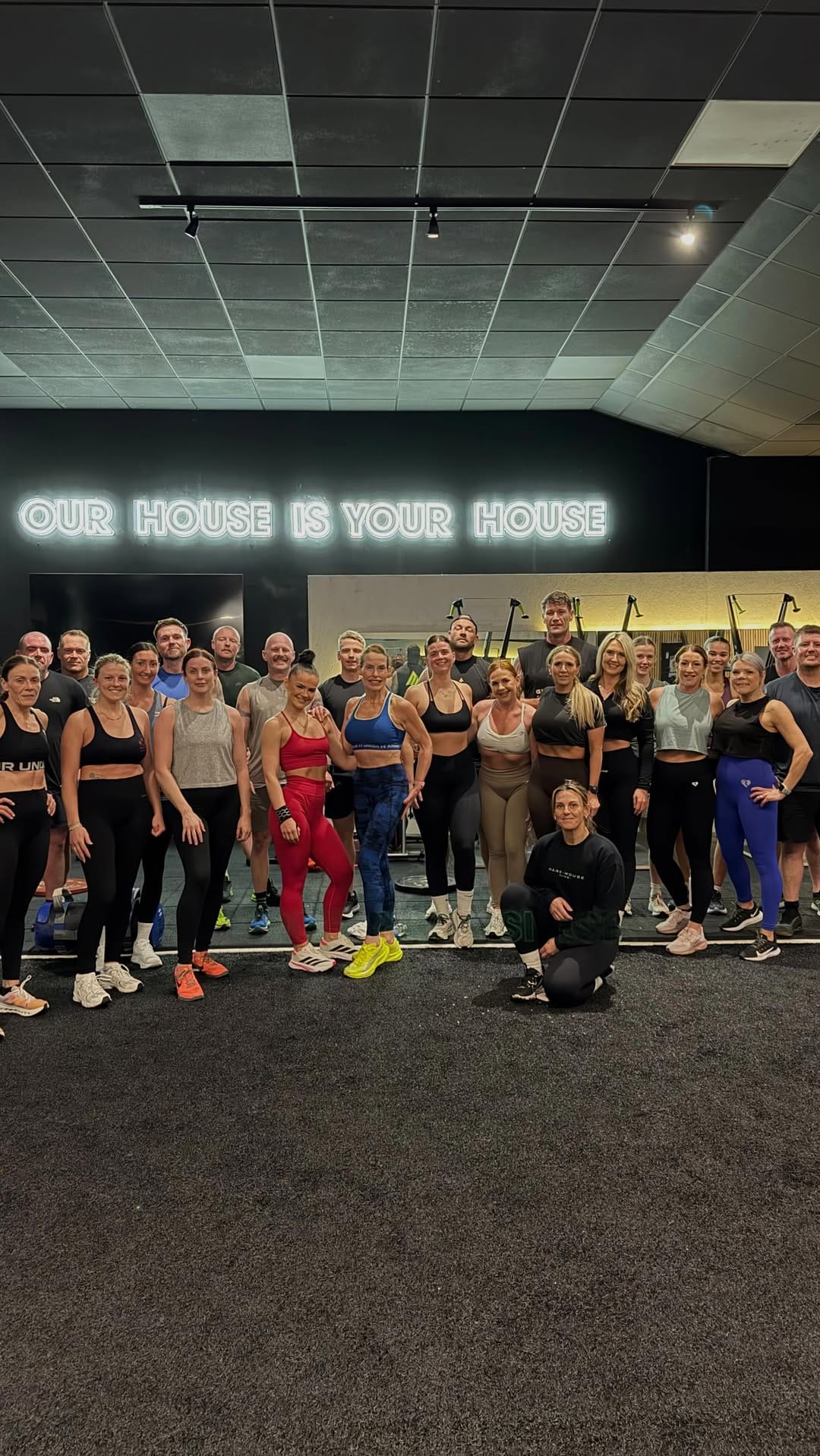 Post 8 by Ware-House Gym Swansea on Instagram (video)