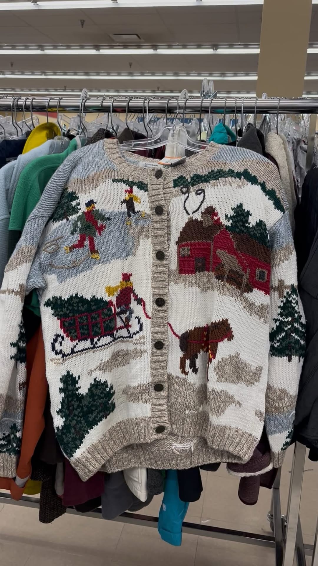 Post 7 by Britzthrifts on Instagram (video)