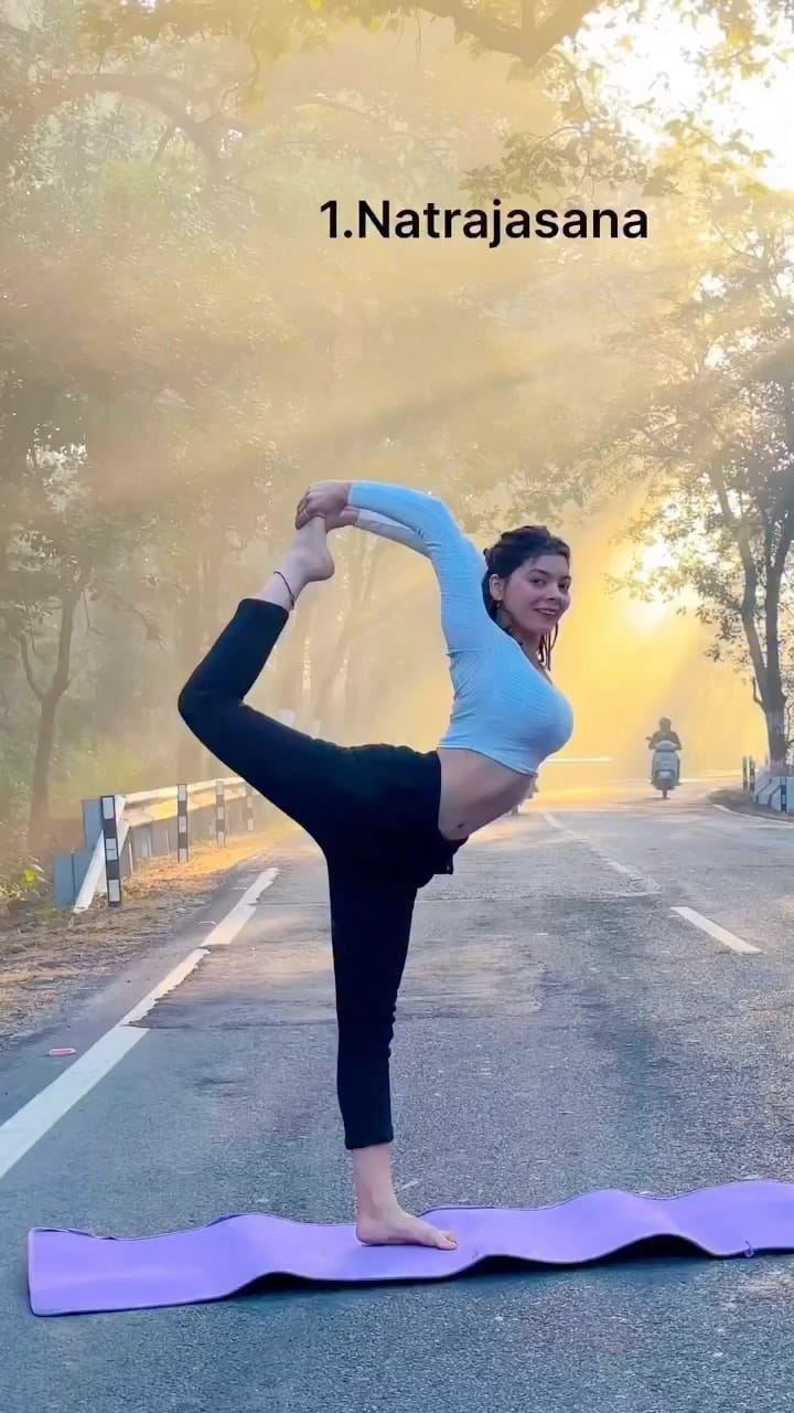 Post 4 by Yani Jama on Instagram (video)