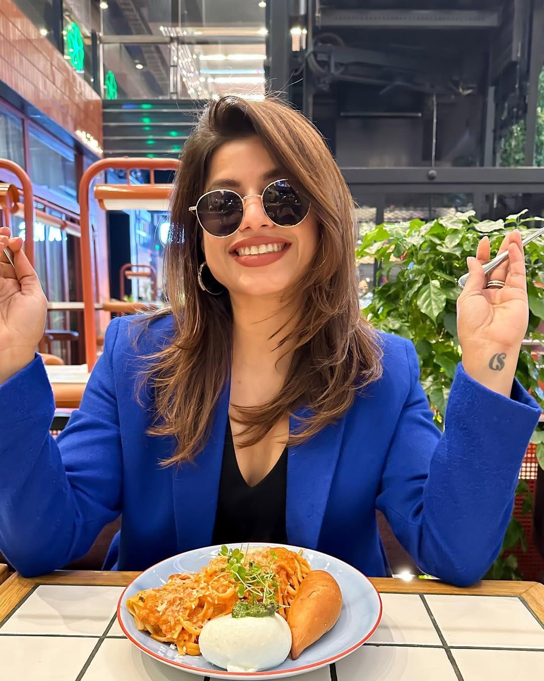 Post 8 by Chhaya | Travel • Fashion • Lifestyle on Instagram (carousel)