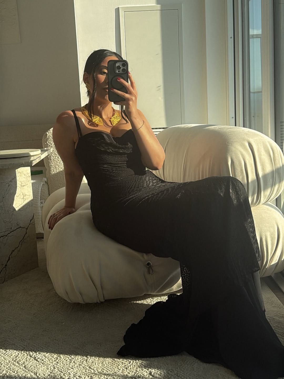 Post 4 by Rita | minimal fashion on Instagram (carousel)