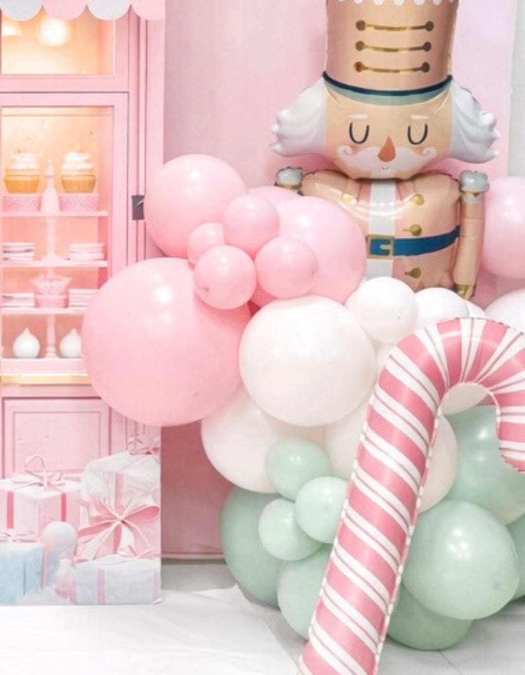 Post 3 by Fête Icons - Event Planner & Balloon Stylist on Instagram (carousel)