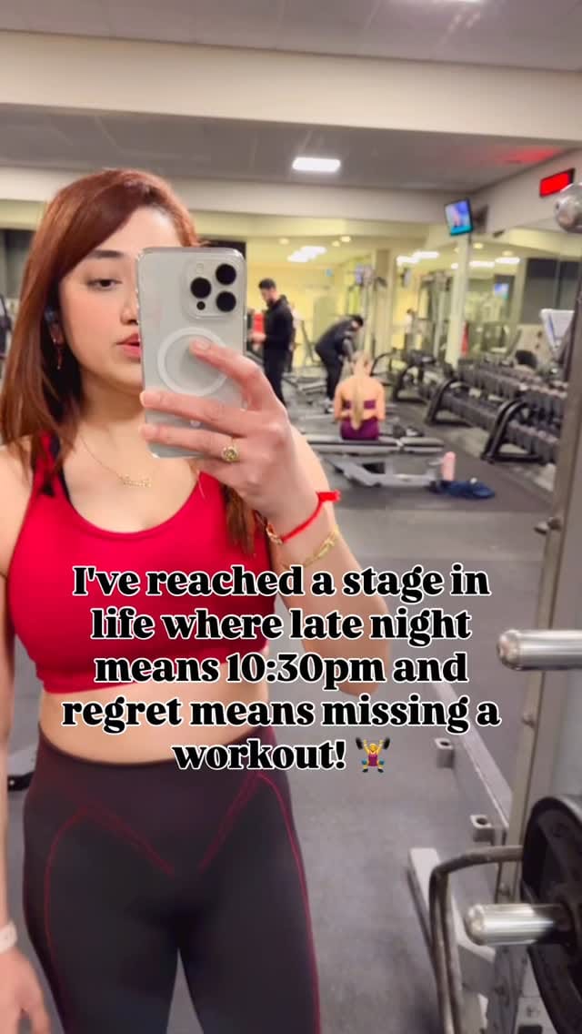 Post 9 by Ruchika ~ Gym Girl 🏋️‍♀️ 🥊 on Instagram (video)