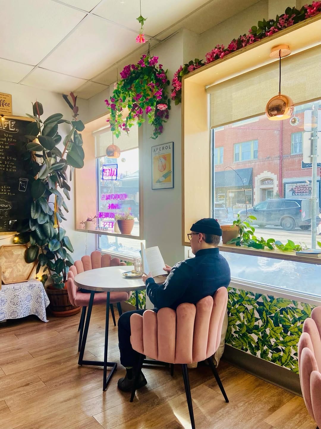 Post 1 by Sharecuterie | Artisanal Charcuterie Café & Cocktail Bar on Instagram (image)