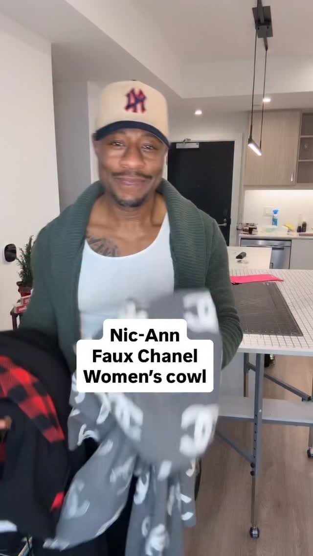 Post 4 by Kirk Roosevelt McFarlane/ Men’s style 50+ on Instagram (video)