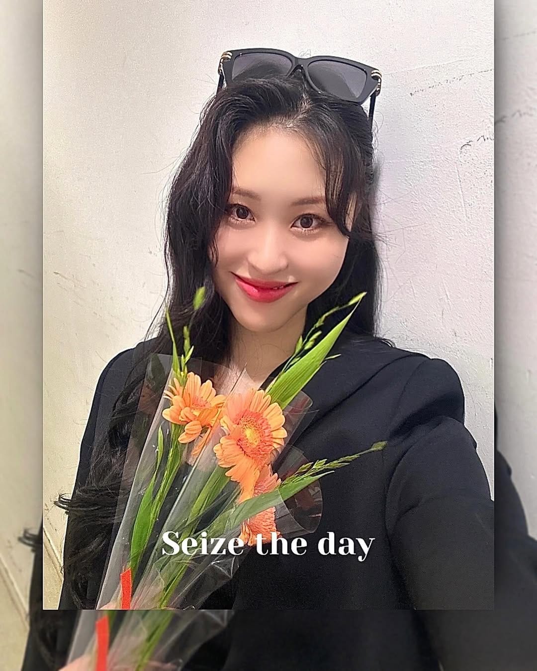 Post 9 by Stella kim🌟스텔라 (가람) on Instagram (carousel)