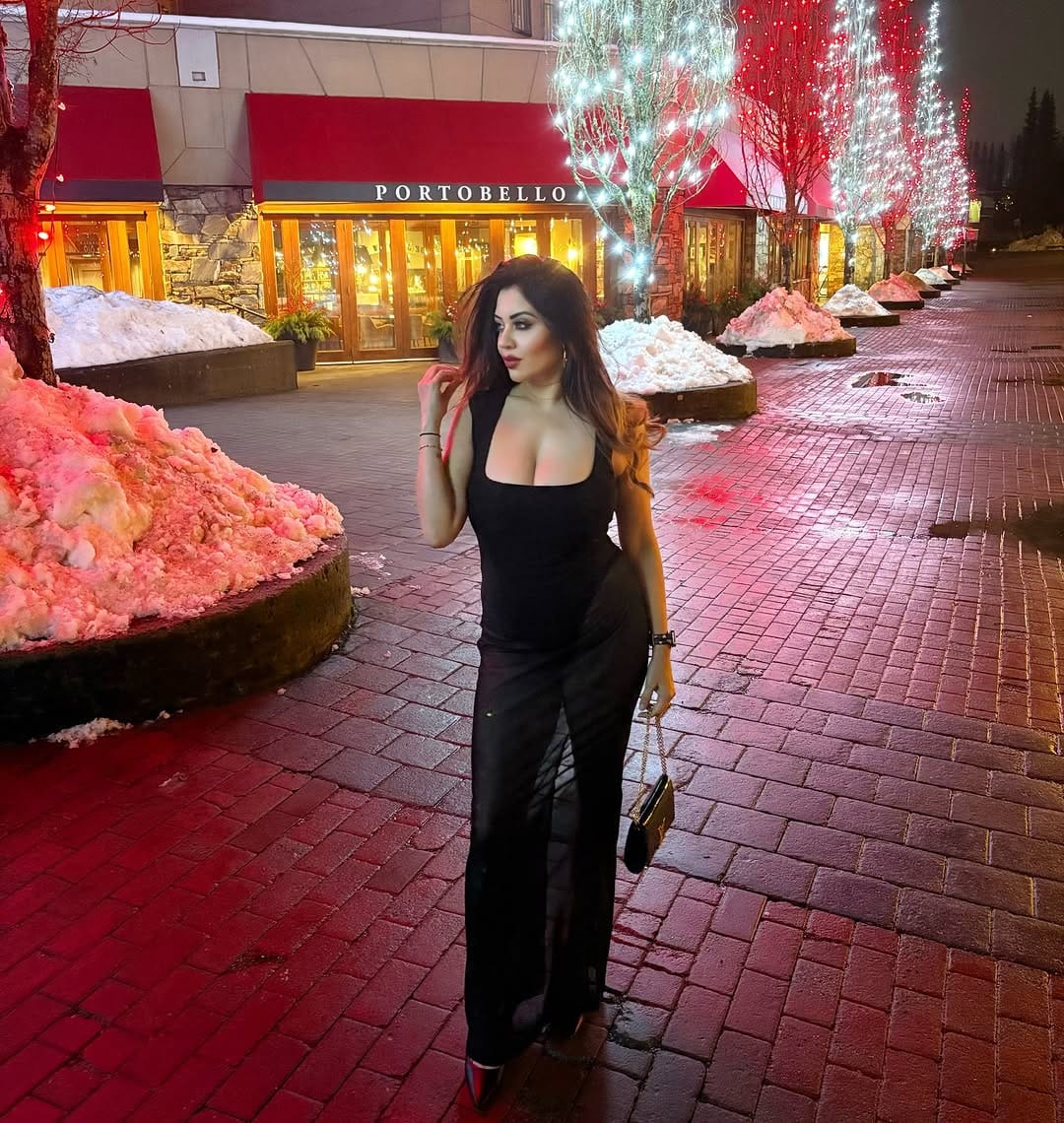 Post 4 by Shabina Wood on Instagram (image)