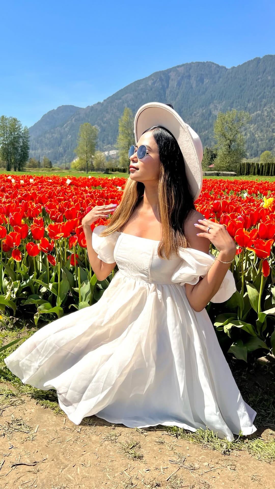 Post 10 by Shweta Kapadnis | Vancouver on Instagram (video)
