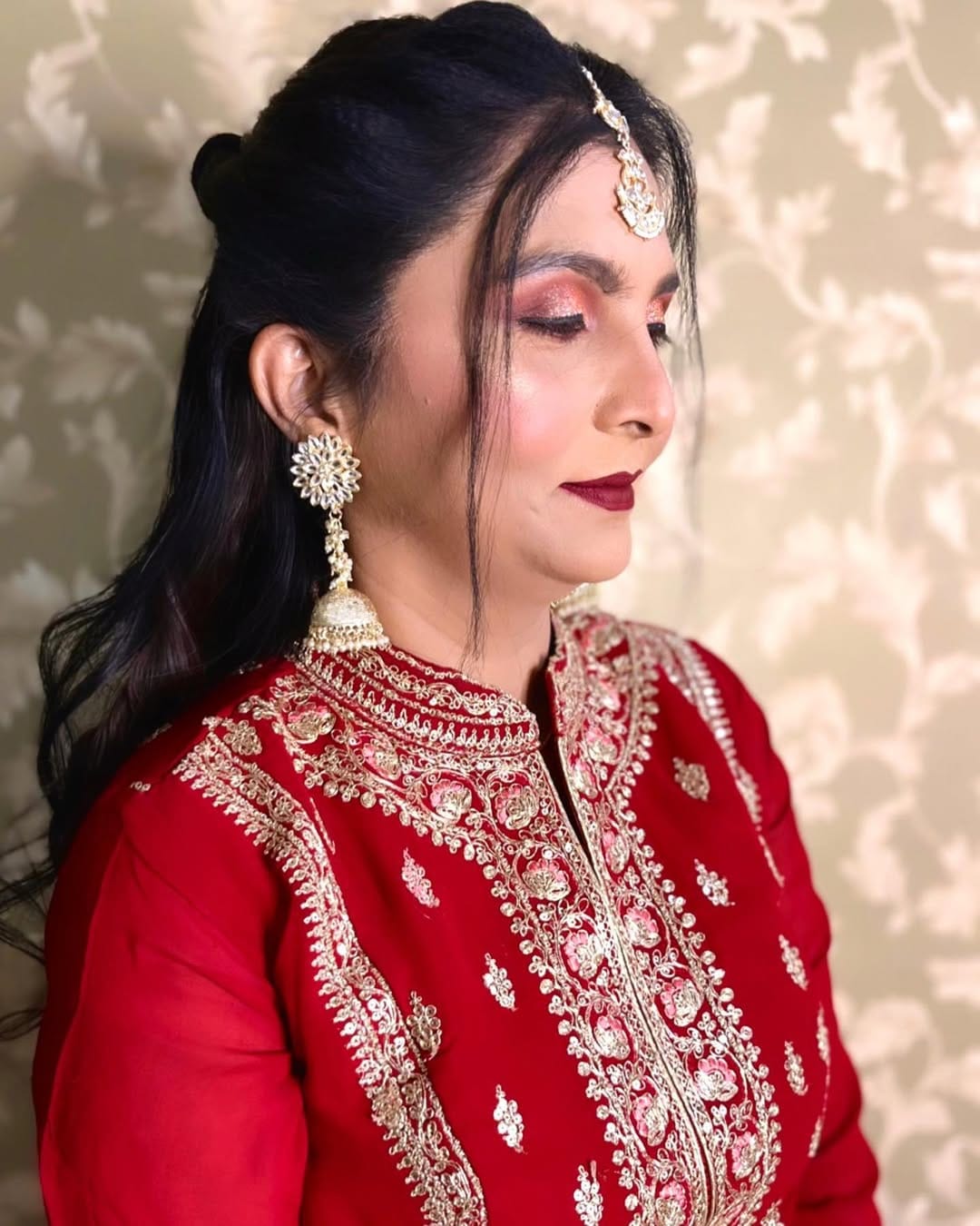 Post 3 by Aksa Raza 💄 on Instagram (image)