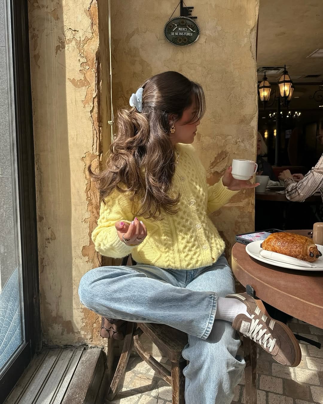 Post 6 by Vanessa on Instagram (carousel)