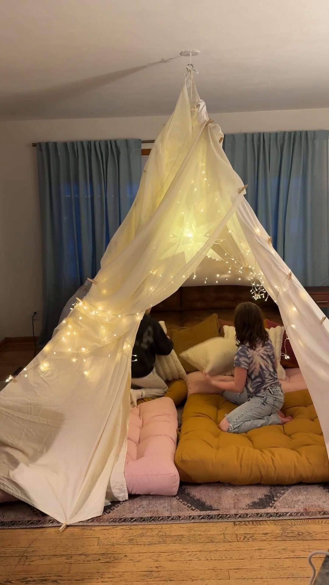 Post 4 by Wayfair Canada on Instagram (video)