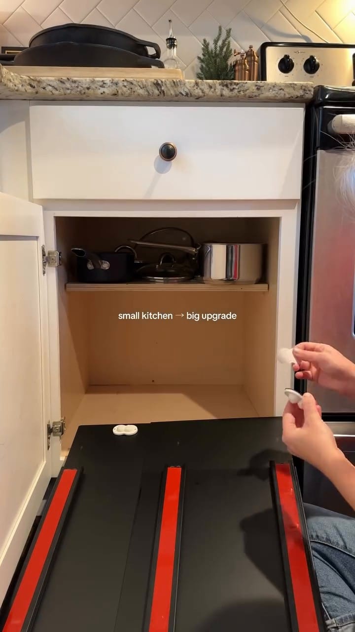 Post 5 by Wayfair Canada on Instagram (video)