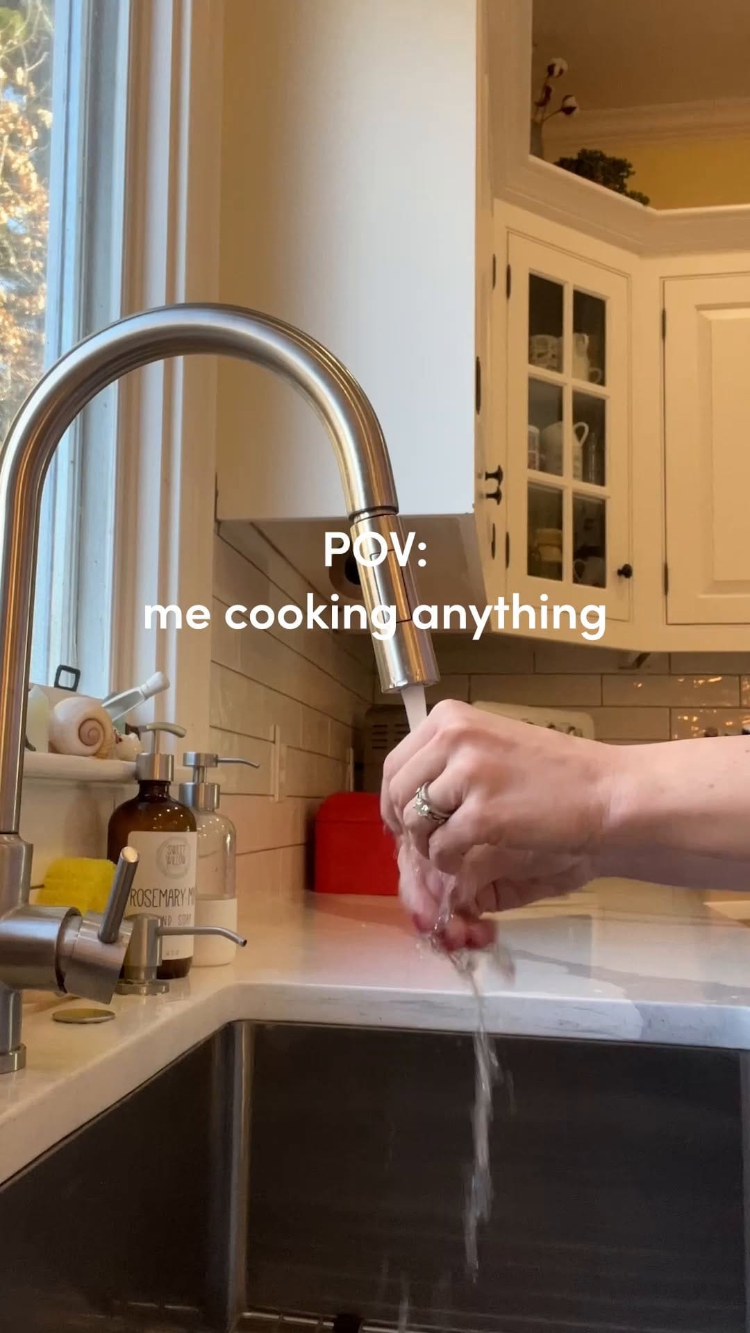 Post 8 by Wayfair Canada on Instagram (video)