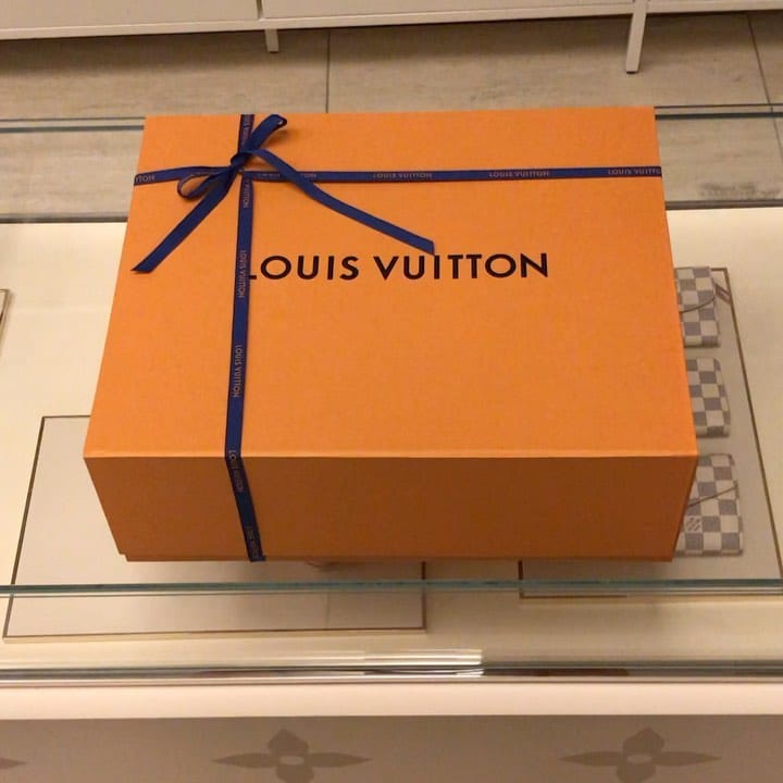 Post 7 by Talisa @ LV Montreal on Instagram (video)