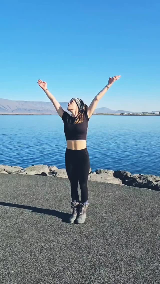 Post 2 by Ashleigh on Instagram (video)