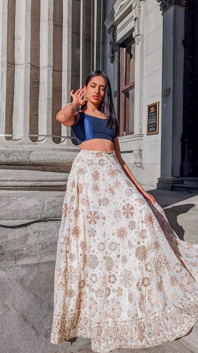 Post 9 by Ayushi Singh | Montreal fashion content creator on Instagram (video)