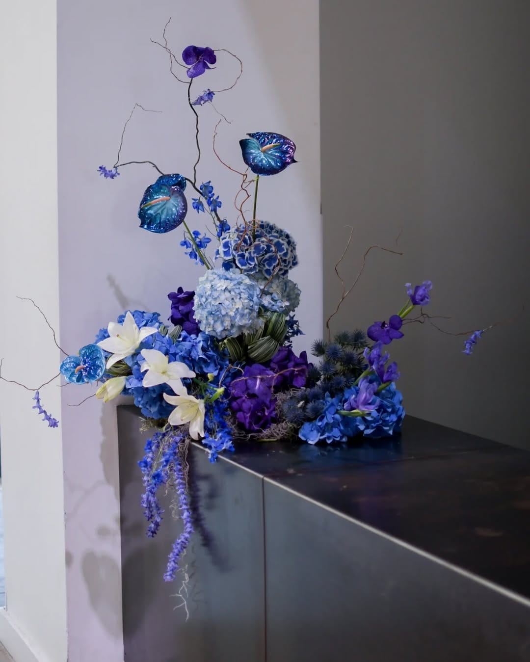 Post 10 by Montreal Fine Art Wedding Florist on Instagram (carousel)