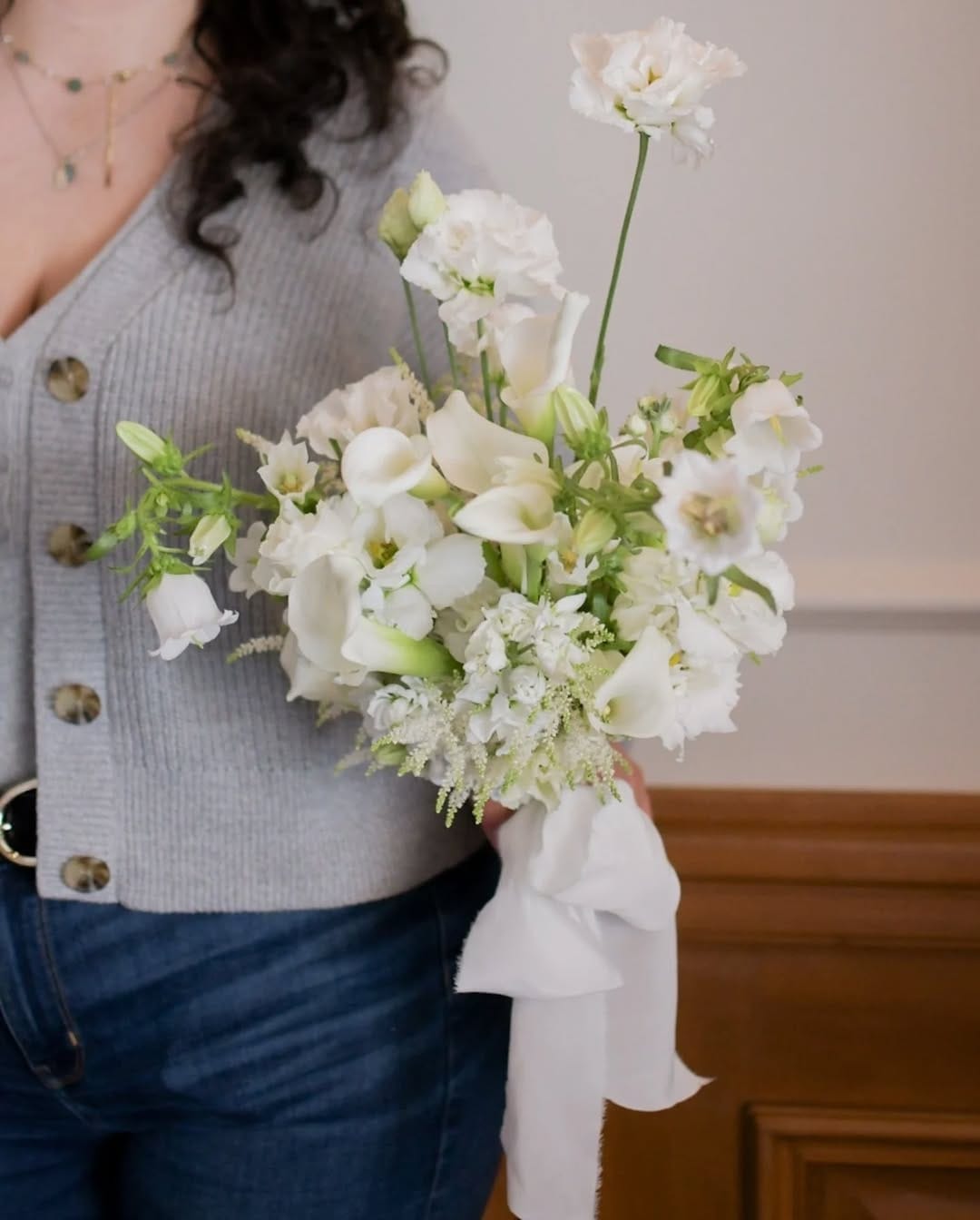 Post 5 by Montreal Fine Art Wedding Florist on Instagram (carousel)