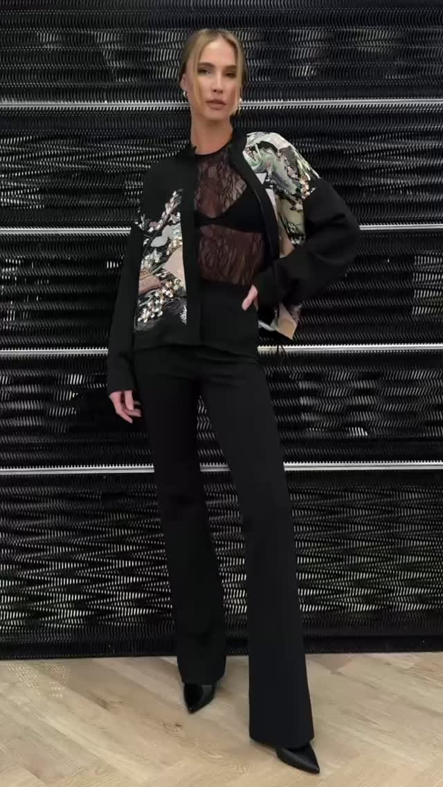Post 4 by TNT - The New Trend on Instagram (video)