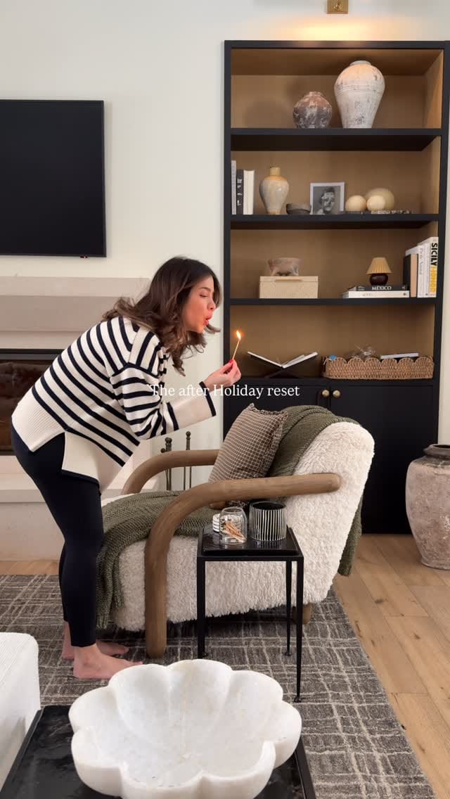 Post 6 by Karla Diaz on Instagram (video)