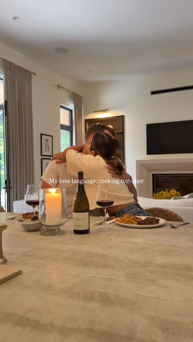 Post 3 by Karla Diaz on Instagram (video)