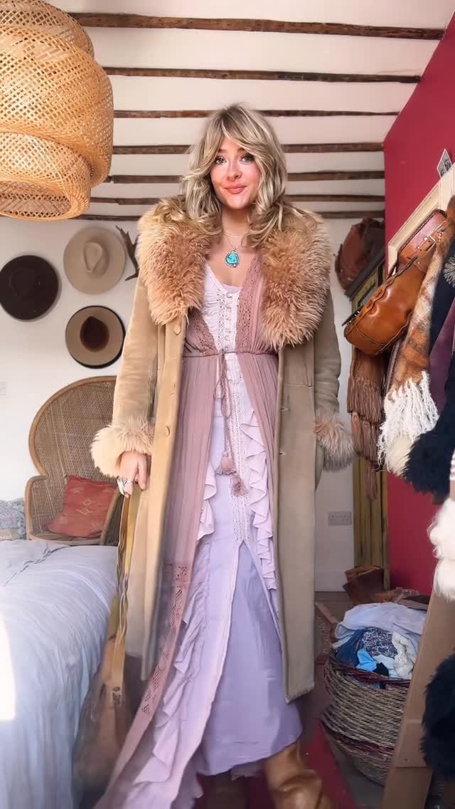 Post 8 by Bohemian fashion | Health and Wellness | on Instagram (video)