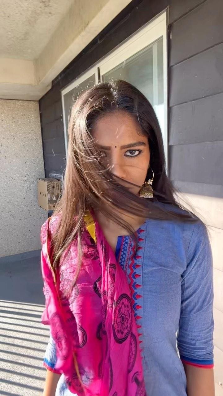 Post 9 by Joohi Shaik on Instagram (video)