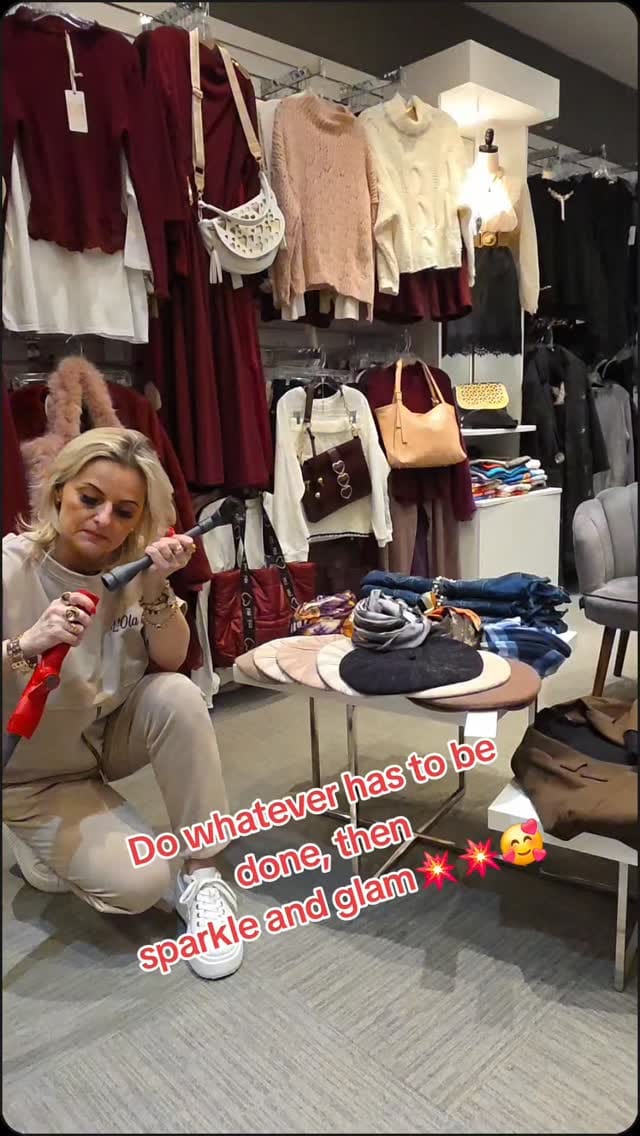 Post 9 by 5thavenuefashionwithpassion on Instagram (video)