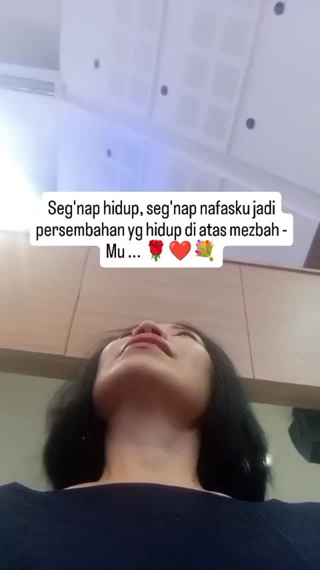 Post 1 by Njo Dona Bella on Instagram (video)