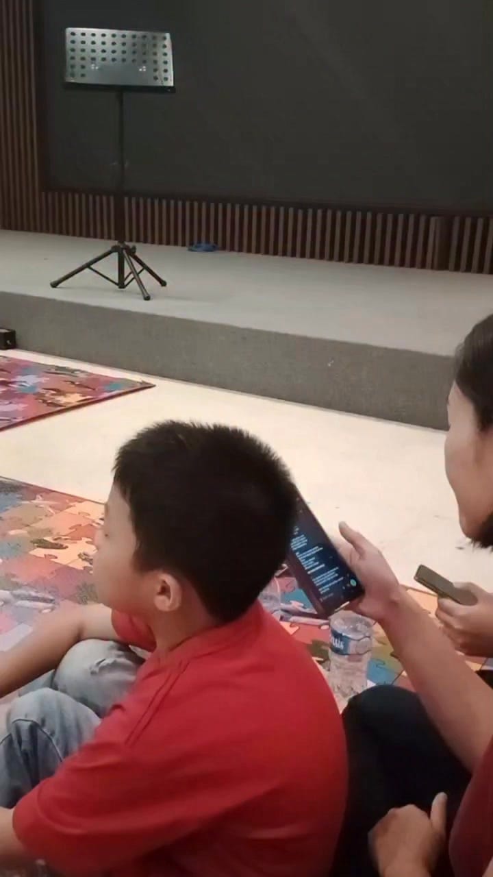 Post 10 by Njo Dona Bella on Instagram (video)