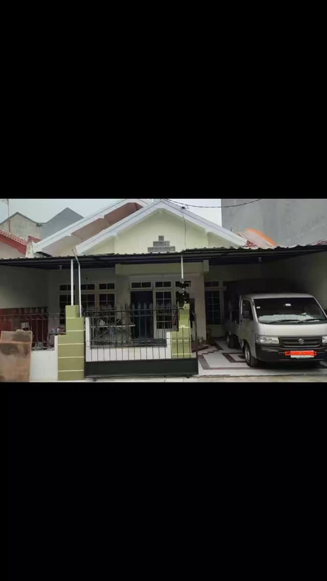 Post 4 by Njo Dona Bella on Instagram (video)