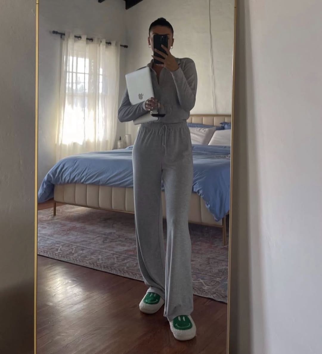 Post 3 by a drip of honey on Instagram (image)