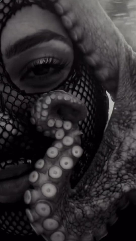 Post 7 by Eleany González on Instagram (video)