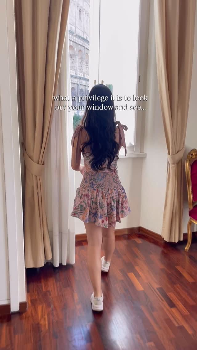 Post 10 by Visual Mood on Instagram (video)