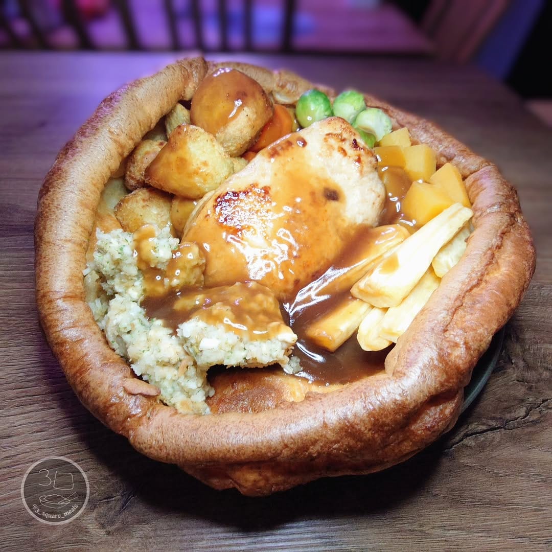 Post 4 by 3 square meals on Instagram (carousel)