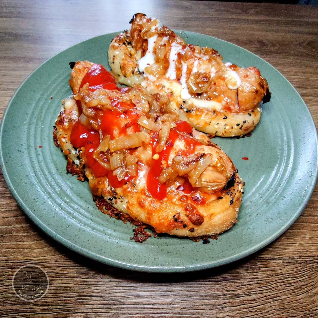 Post 2 by 3 square meals on Instagram (image)