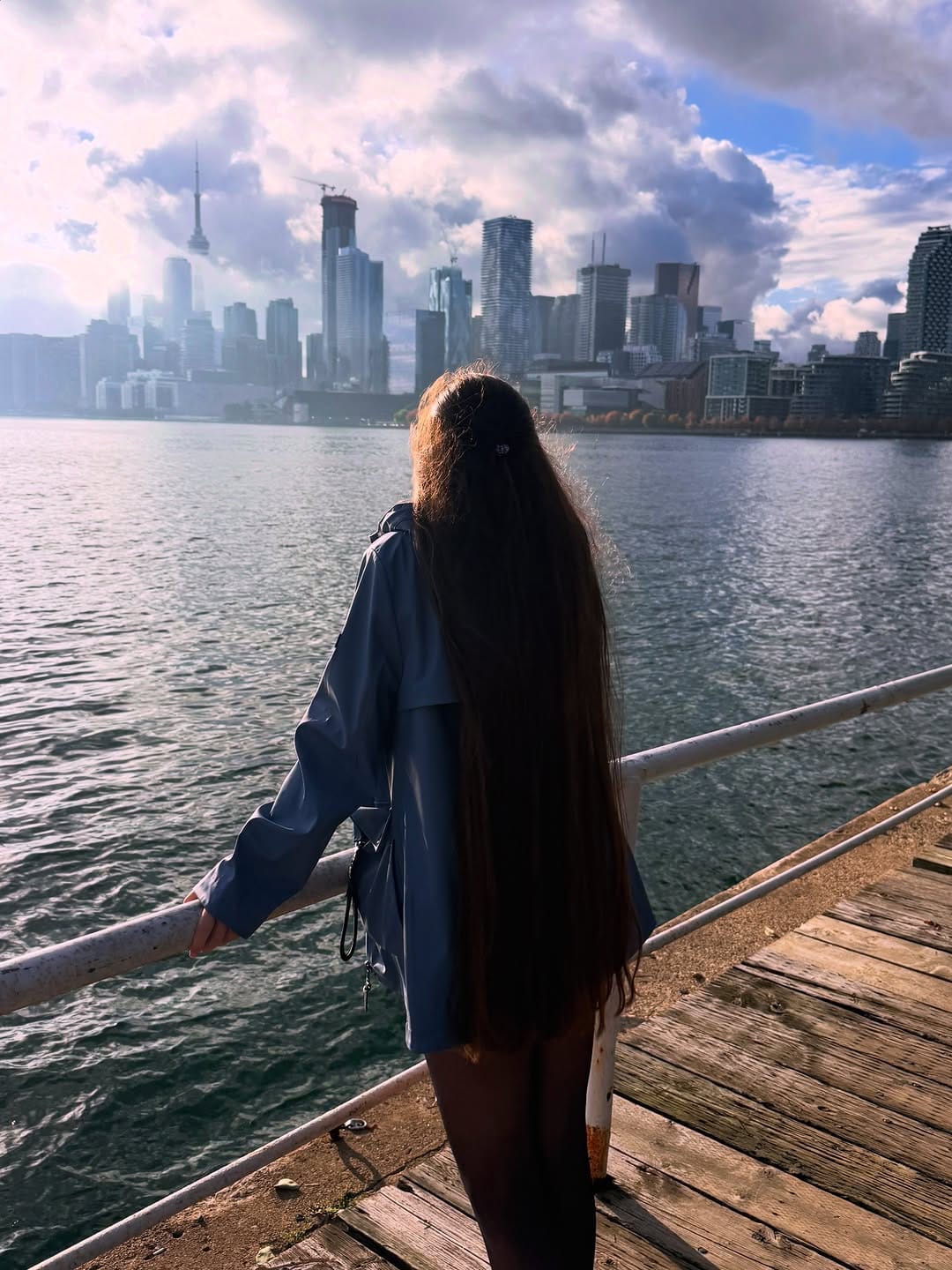 Post 5 by Kiany Shirin 🌺 on Instagram (carousel)