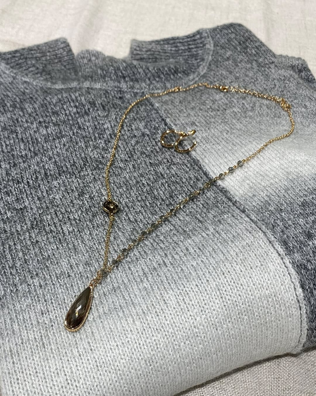 Post 9 by Claire France : mode taille plus on Instagram (carousel)