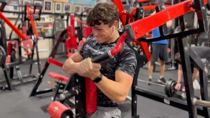 Post 9 by Colosseum Gym on Instagram (video)