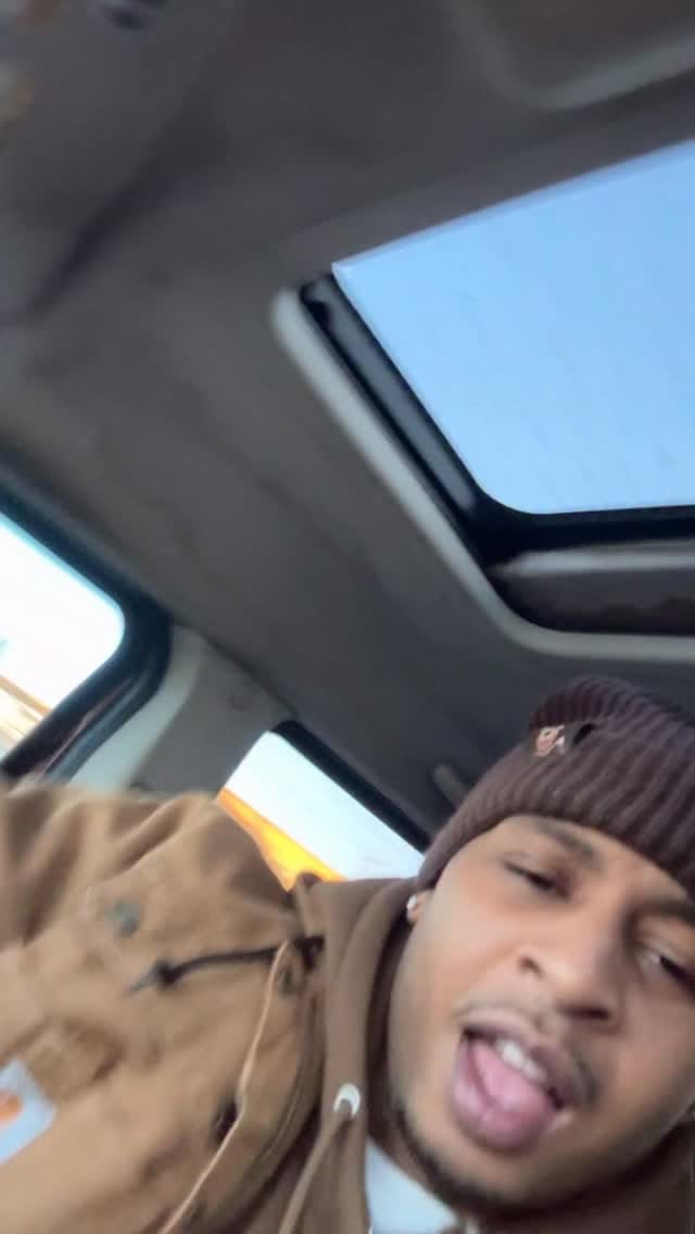 Post 3 by Holla Back Hoe ✌🏾😘 on Instagram (video)