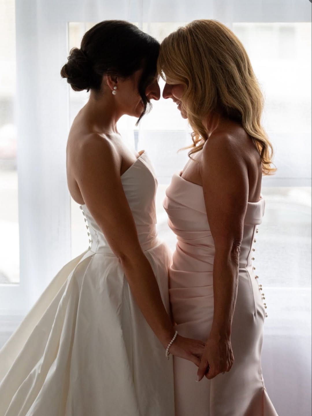 Post 4 by Wedding Dress & Gown Designer👗 on Instagram (image)