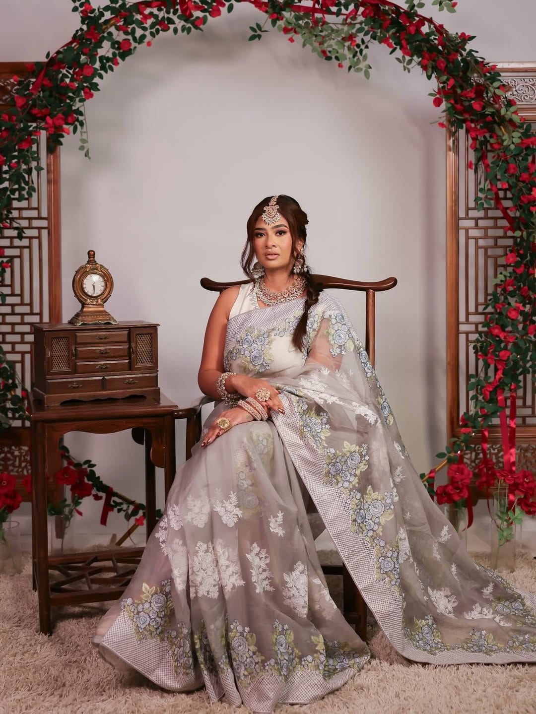 Post 5 by Diyaa Ashrafee on Instagram (carousel)