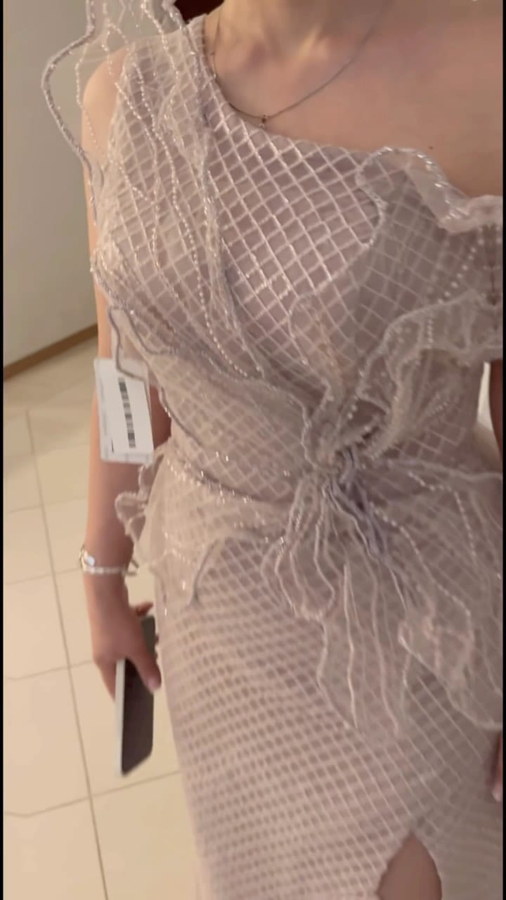 Post 3 by لباس عروس و شب سالوکس on Instagram (video)