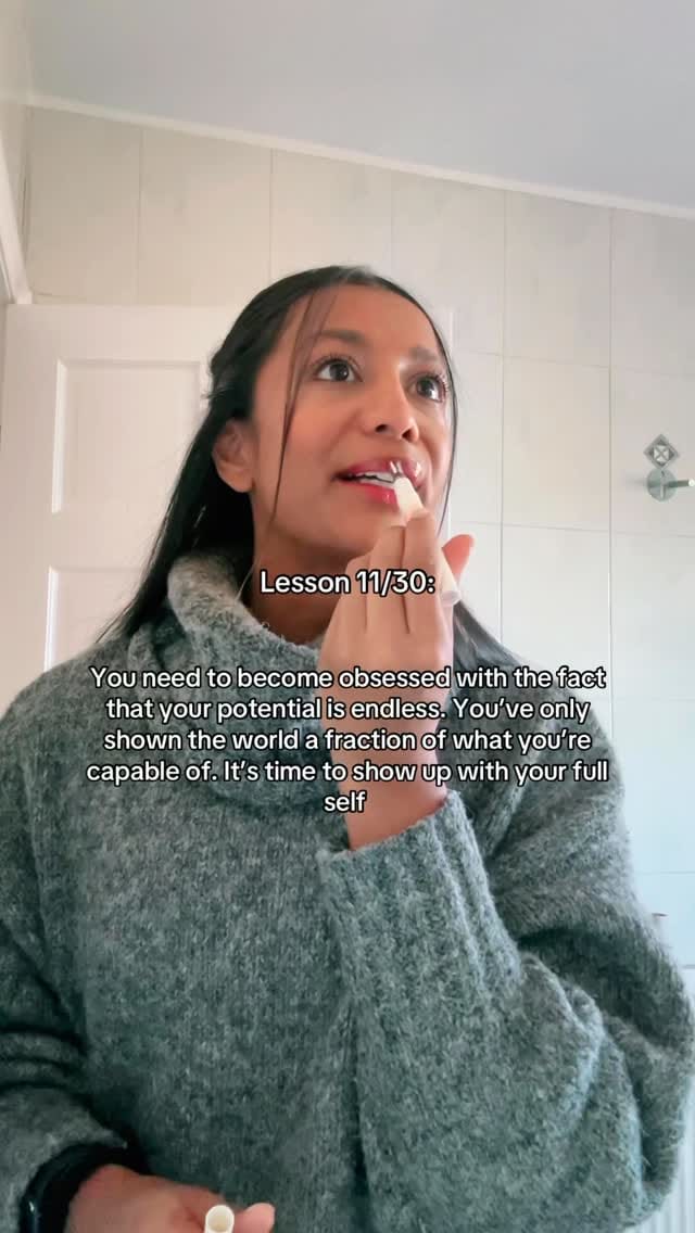 Post 7 by RADHIKA SHAH on Instagram (video)