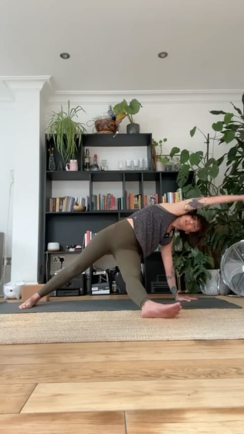 Post 5 by Sinem Er on Instagram (video)