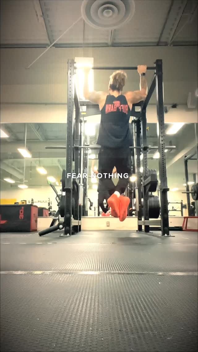 Post 3 by Erico Suave on Instagram (video)