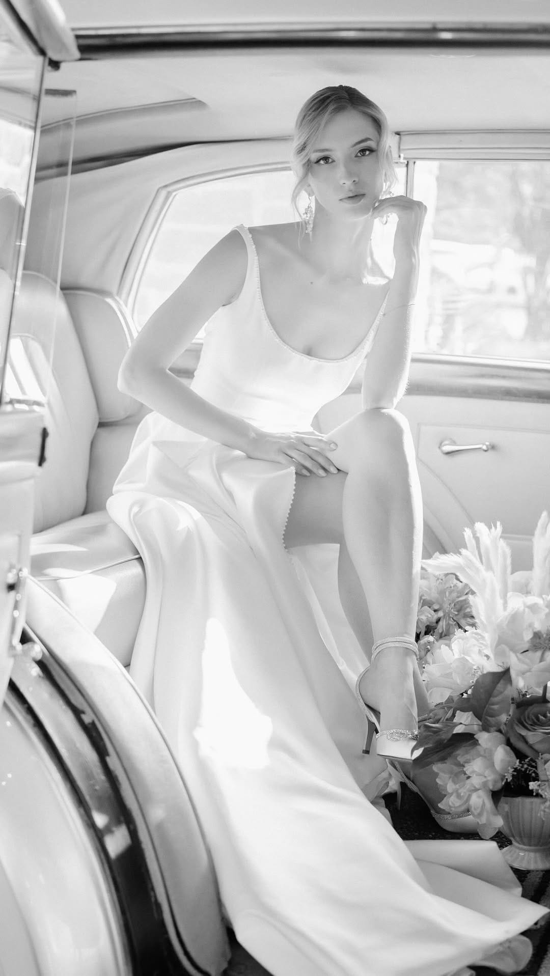 Post 7 by VALENCIENNE Bridal Atelier on Instagram (video)