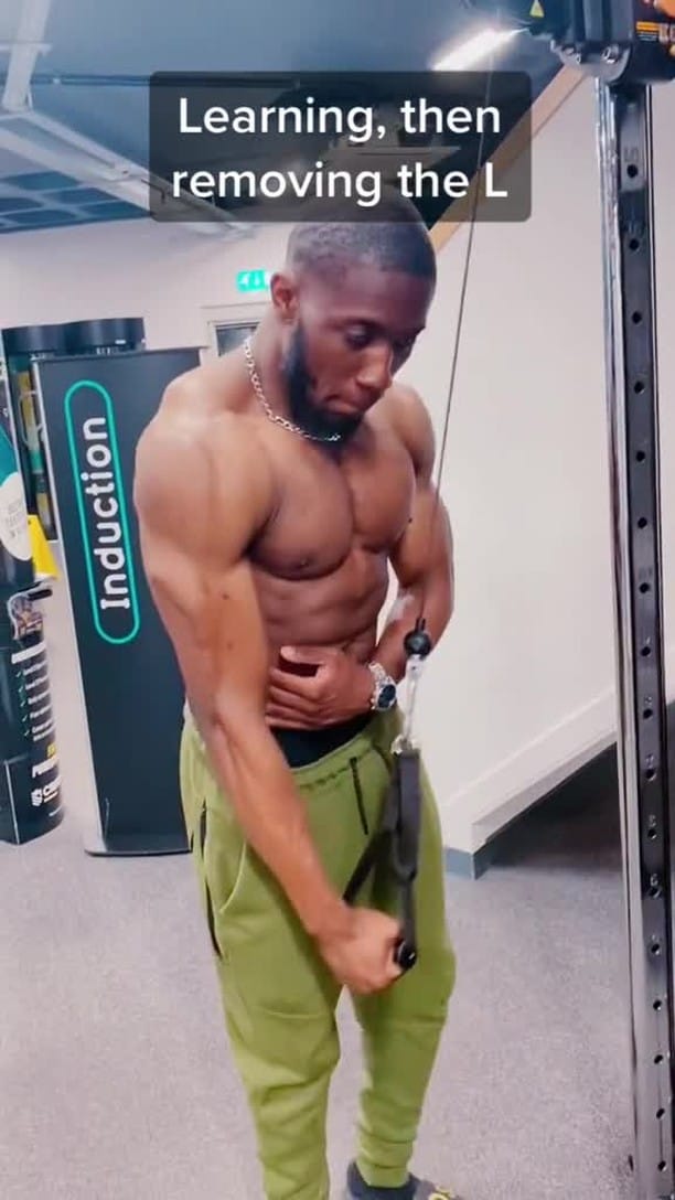 Post 10 by JUSTBOLO on Instagram (video)