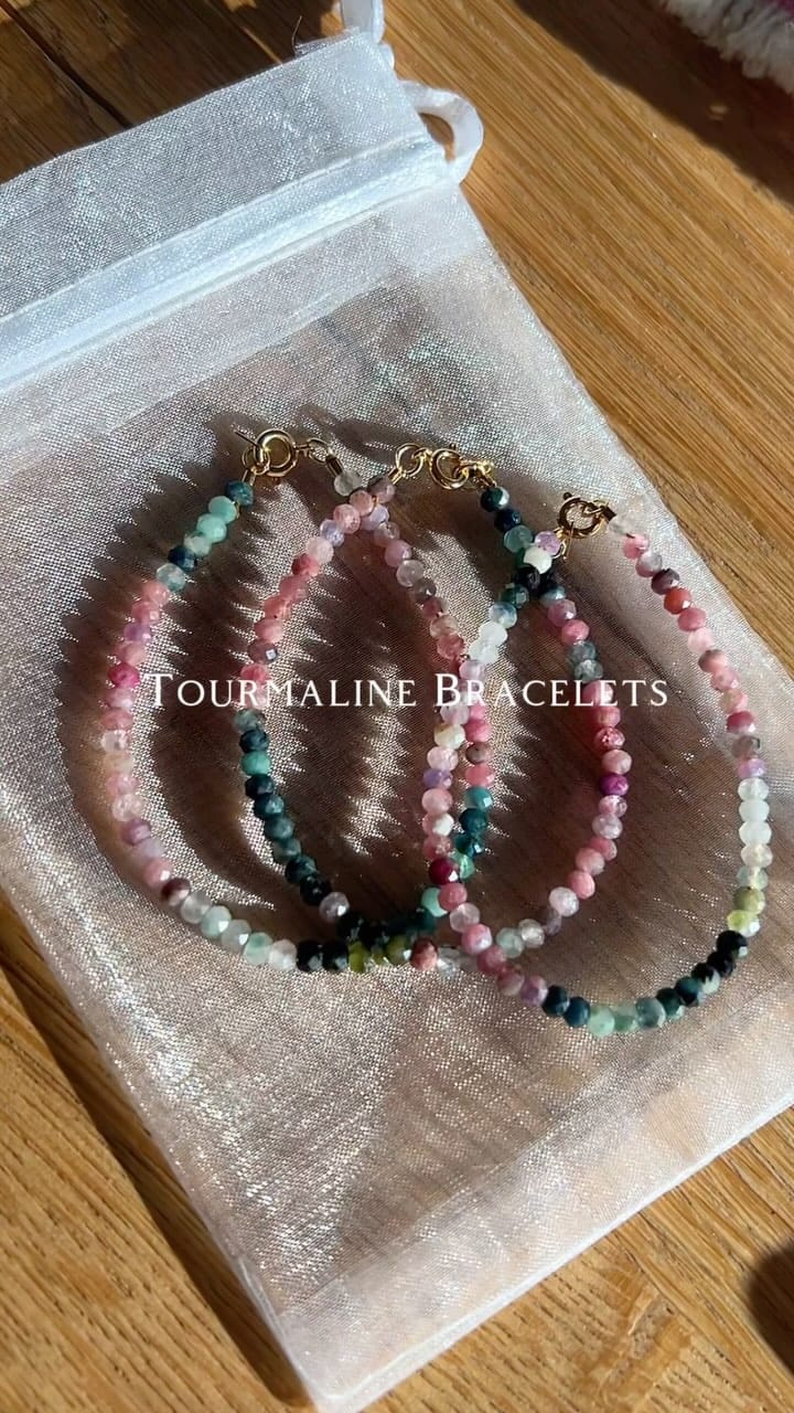 Post 5 by Olivia’s Ocean Jewelry on Instagram (video)