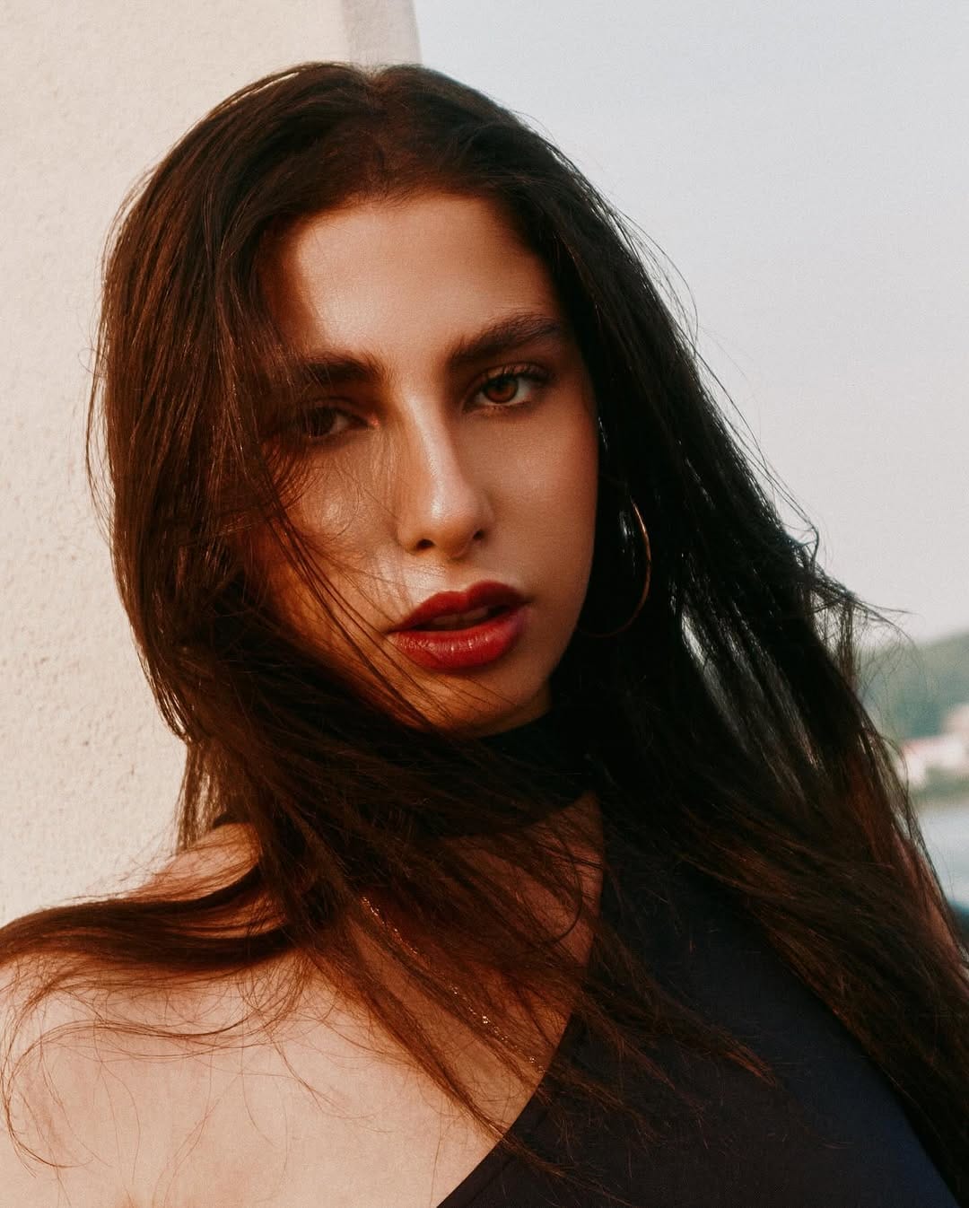 Post 4 by Malak Benkhraba on Instagram (carousel)